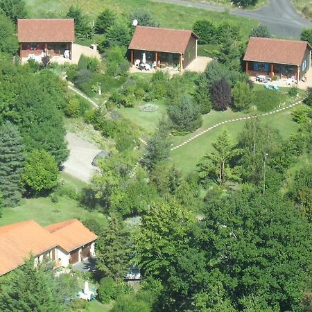 Les Chalets De La Vigne Grande Saint-Floret Ngoại thất bức ảnh